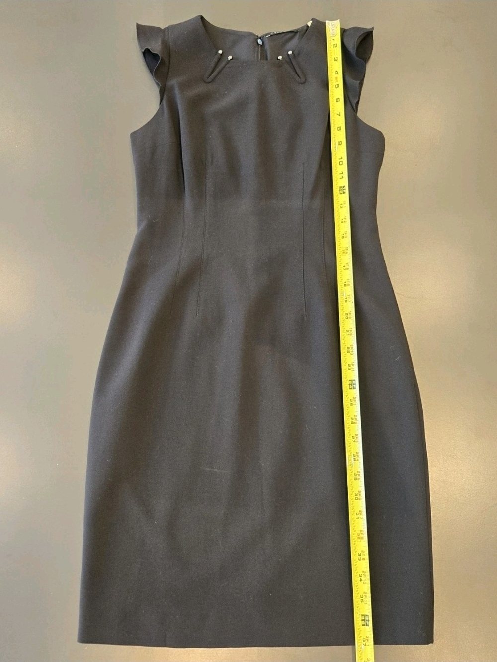 T Tahari Black Cap-Sleeve Sheath Dress - Picture 6 of 12